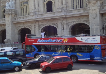 hop on and off bus havana cuba